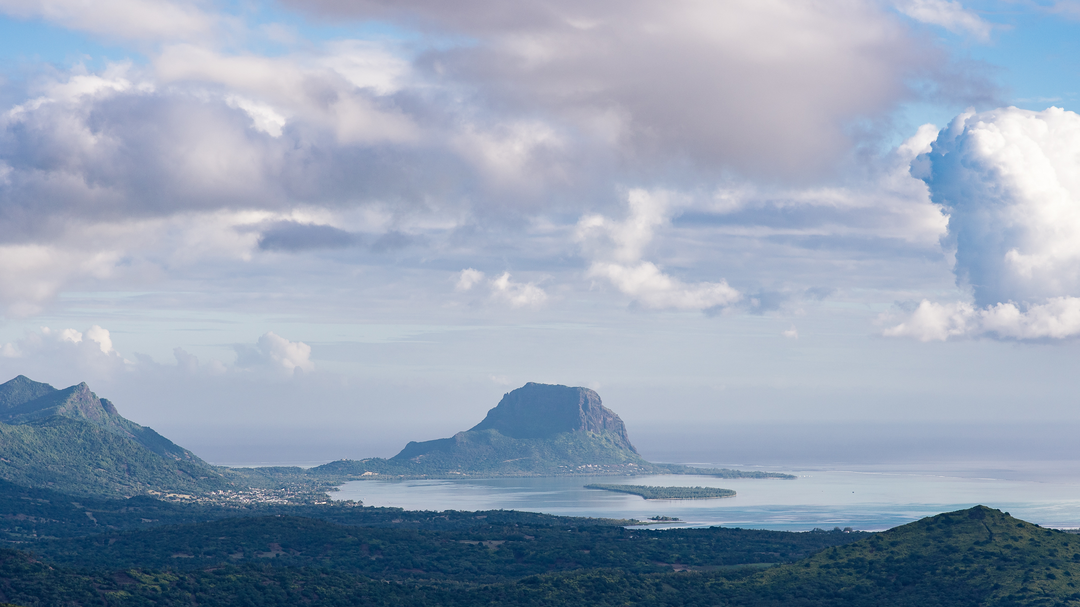 Forever Moments Studio - photo studio - photographer - portrait & lifestyle -  Mauritius & Europe