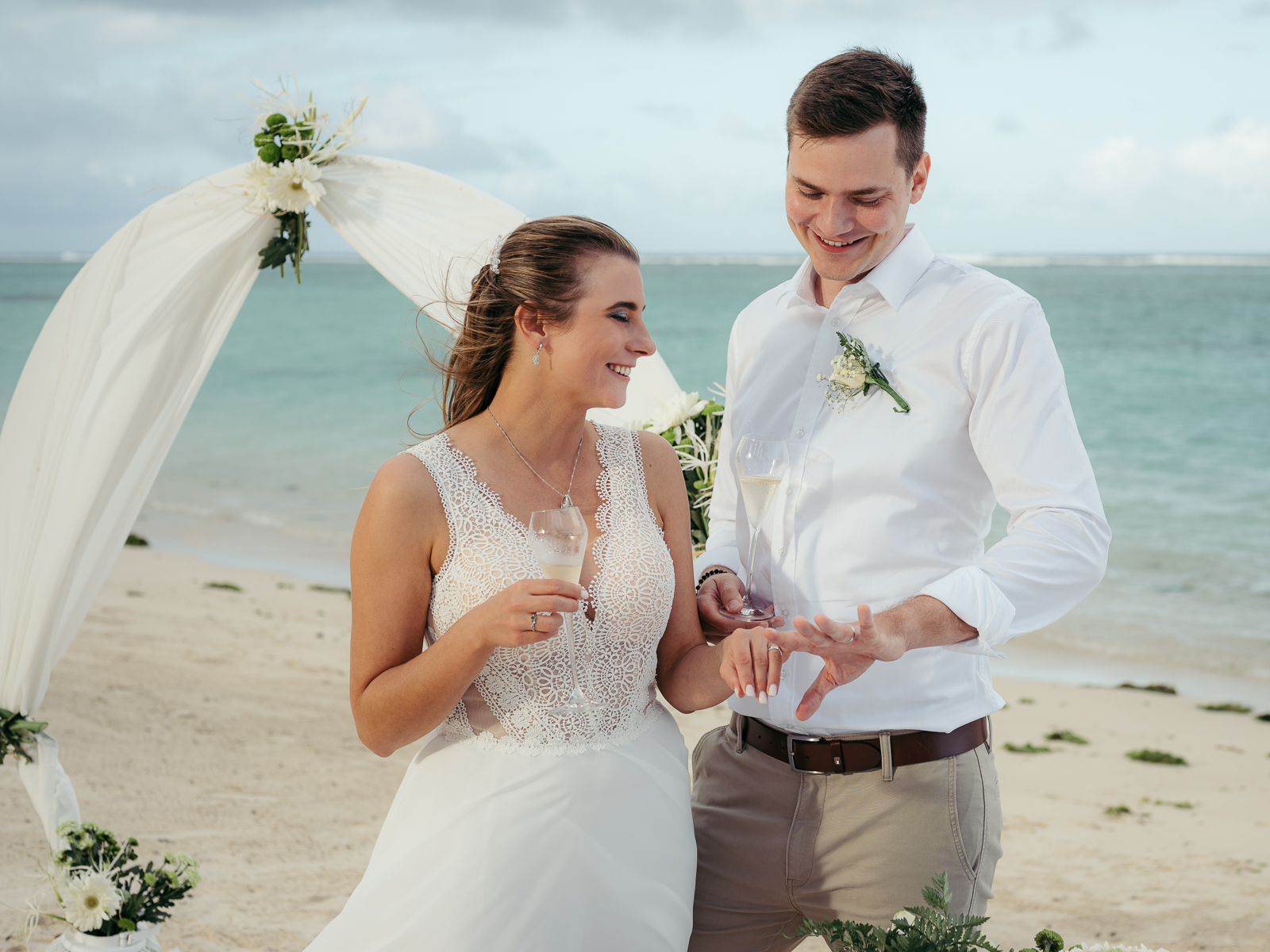 Forever Moments Studio - Mauritius - Mauricius - Маврикий - Mauricio - destination wedding photographer - elopment wedding - symbolic wedding - wedding in tropics - Hochzeitsfotograf - свадебный фотограф - fotógrafo de bodas - svadobný fotograf